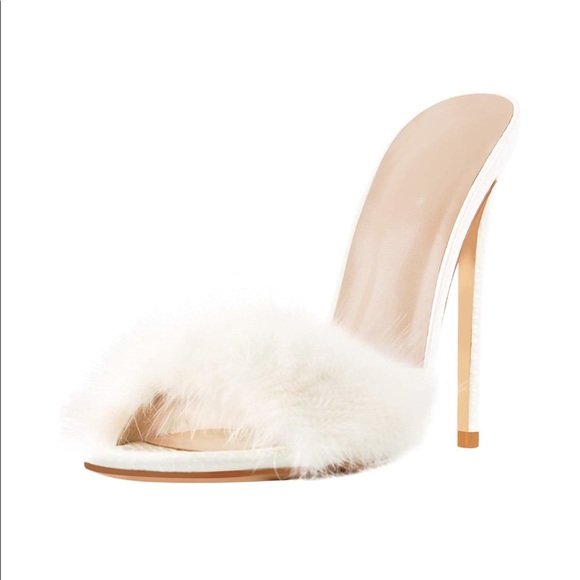 Shoes - Clueless Slip-on Heels